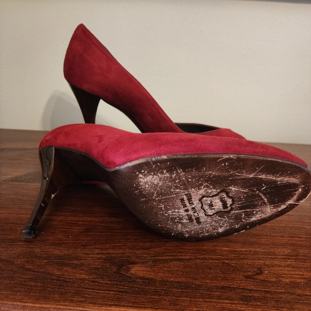 Stuart Weitzman "Scarlett Suede" Peek Pump Heels Size 8.5 - Picture 12 of 13